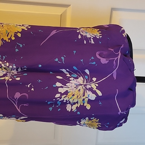 Apt 9 medium purple top - Picture 3 of 12